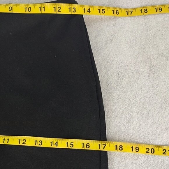 Merona Women's Black Pull On A-Line Stretch Back Zipper & Hook Skirt Size 2 - Picture 8 of 10